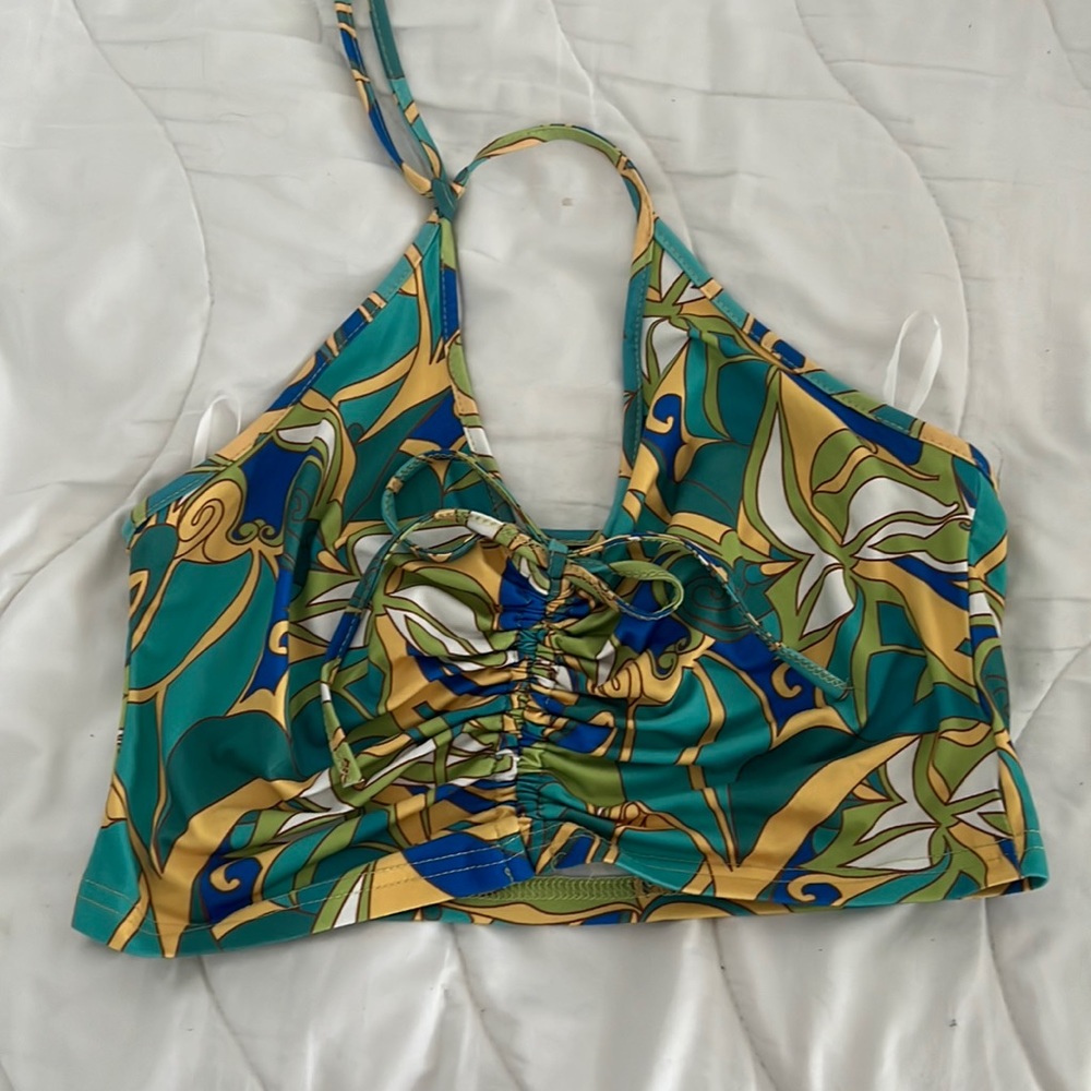 Halter top